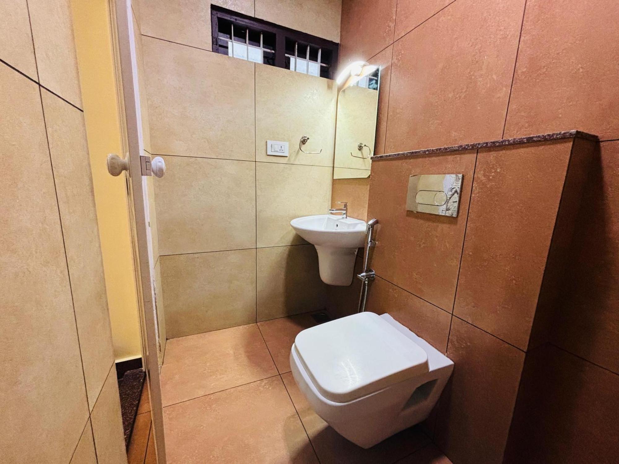 فندق Isha Residency Kochi المظهر الخارجي الصورة