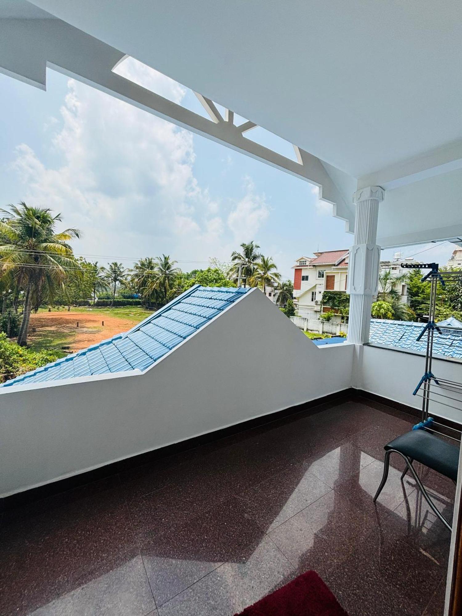 فندق Isha Residency Kochi المظهر الخارجي الصورة