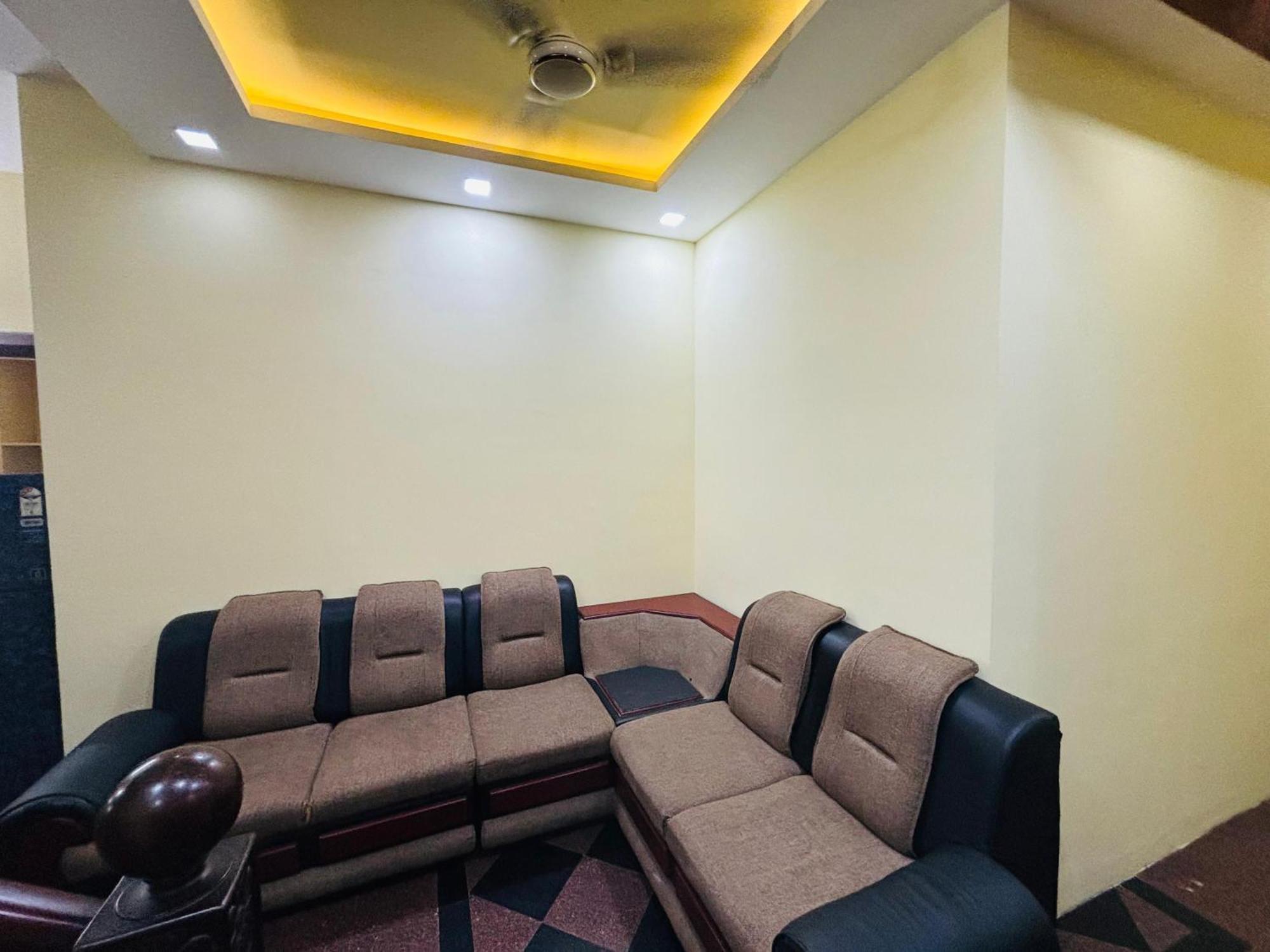 فندق Isha Residency Kochi المظهر الخارجي الصورة